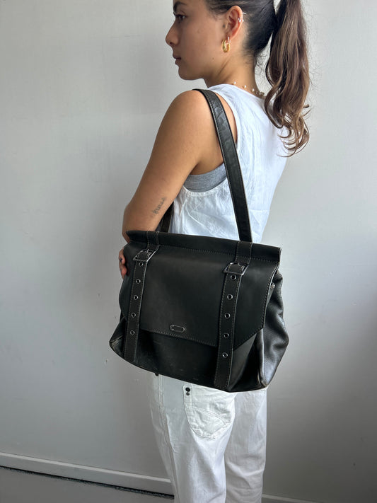 IKKS Leather Shoulder Bag